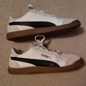 Pumas, Woman's 9.5, Gently Used